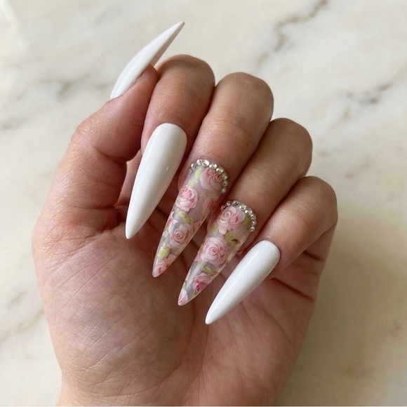 “Pink Roses” Press on nails (HANDMADE) - Picture 11 of 15